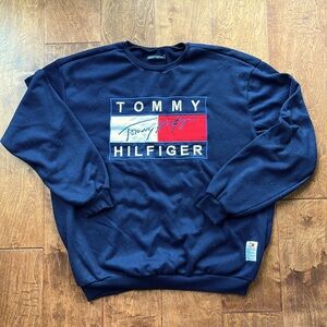 Vintage Tommy Hilfiger Crewneck